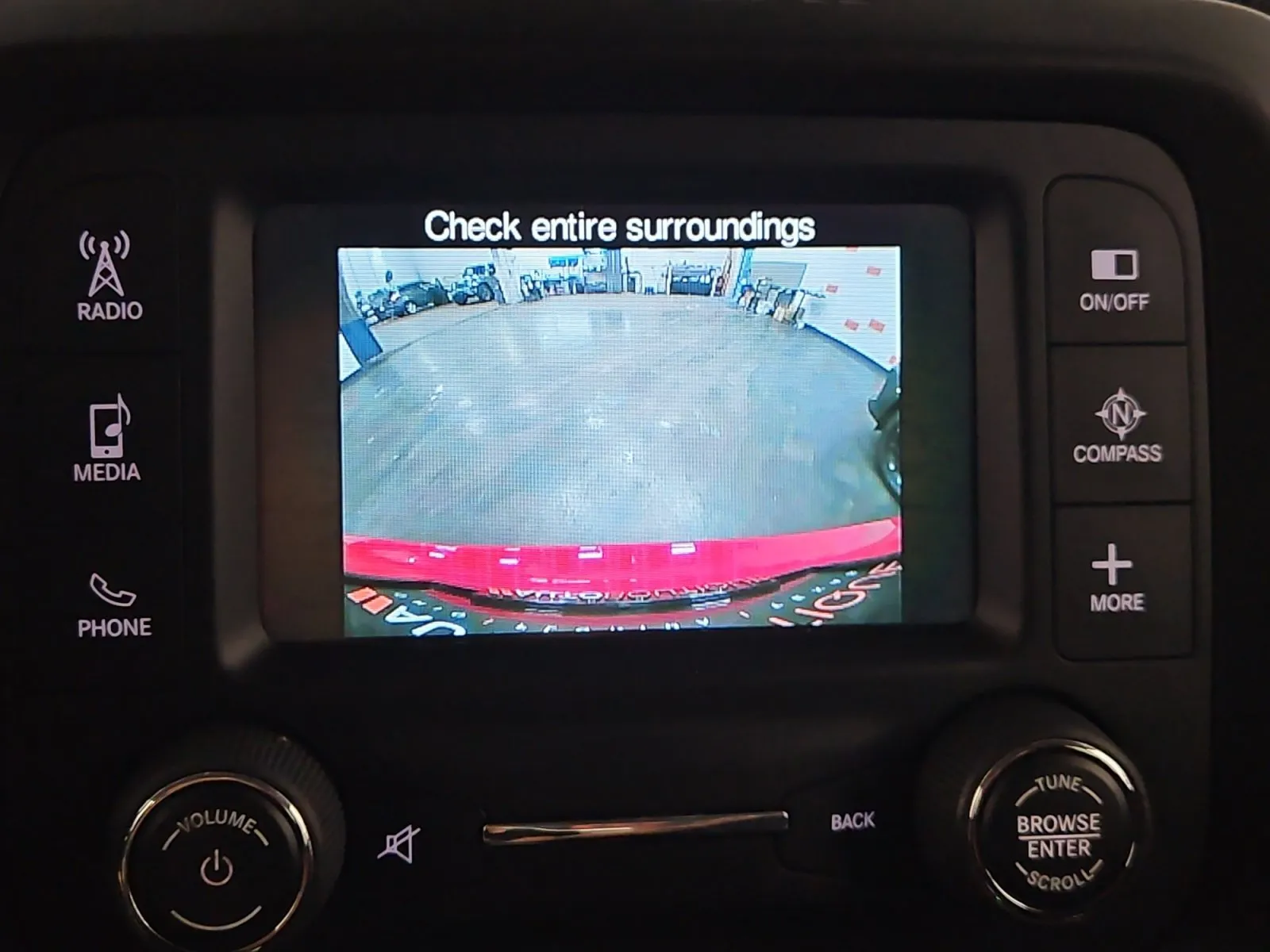 Jeep Renegade photo 16