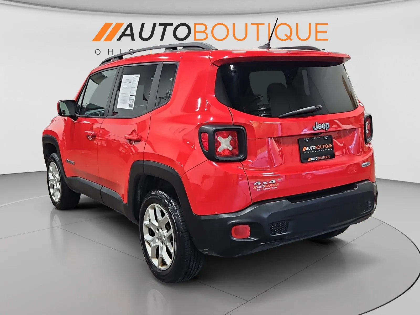 Jeep Renegade photo 3