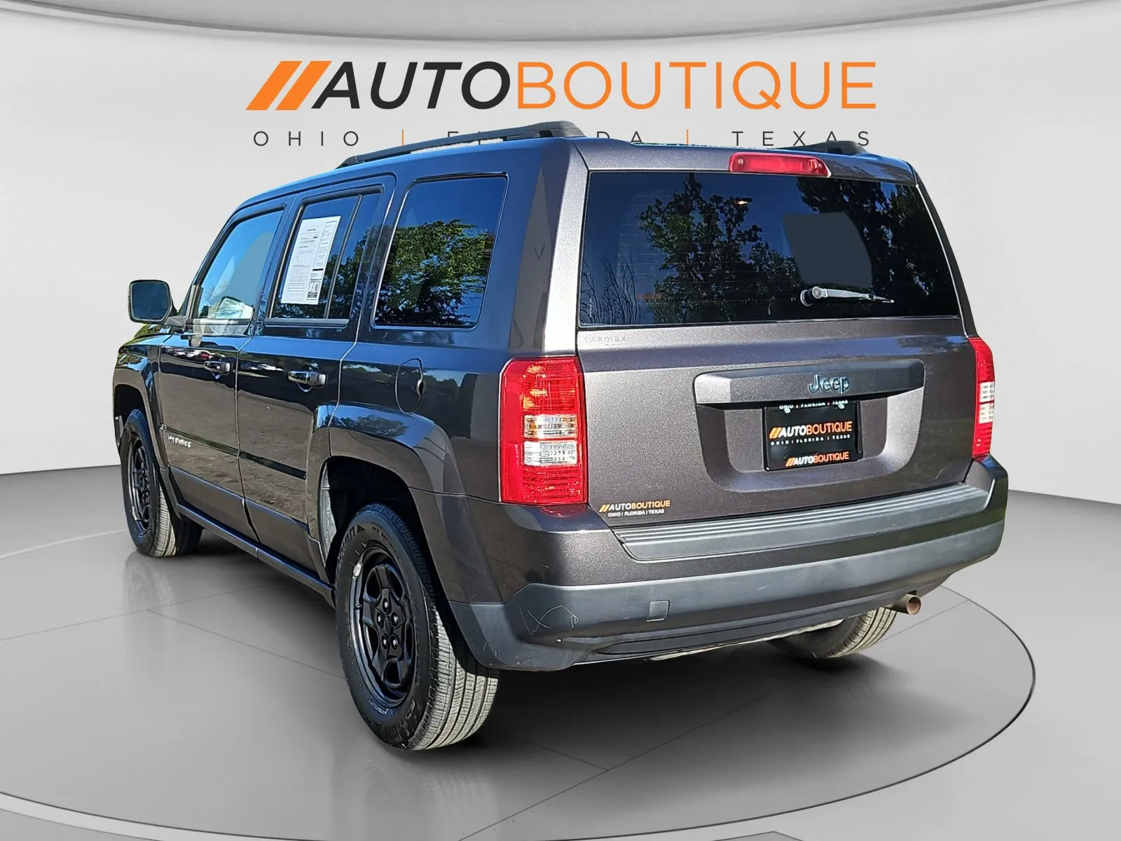 Jeep Patriot photo 3