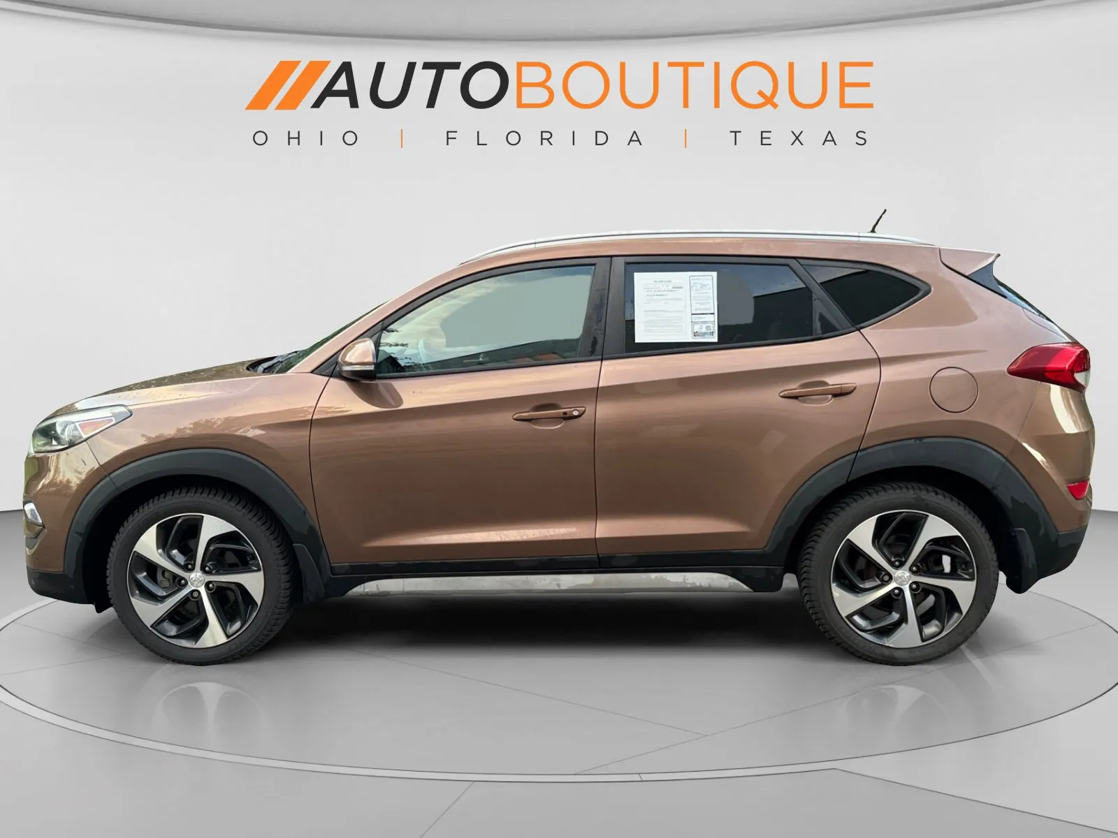 Hyundai Tucson photo 3