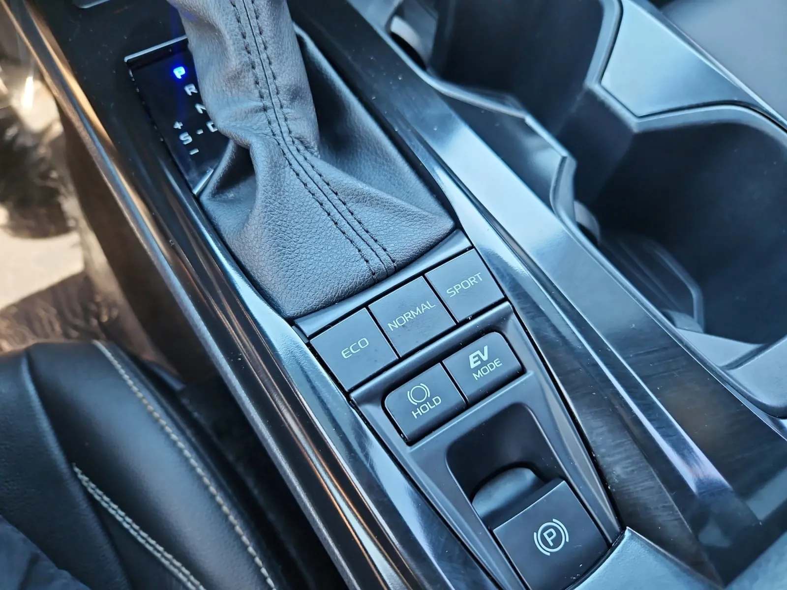 Toyota Camry photo 22