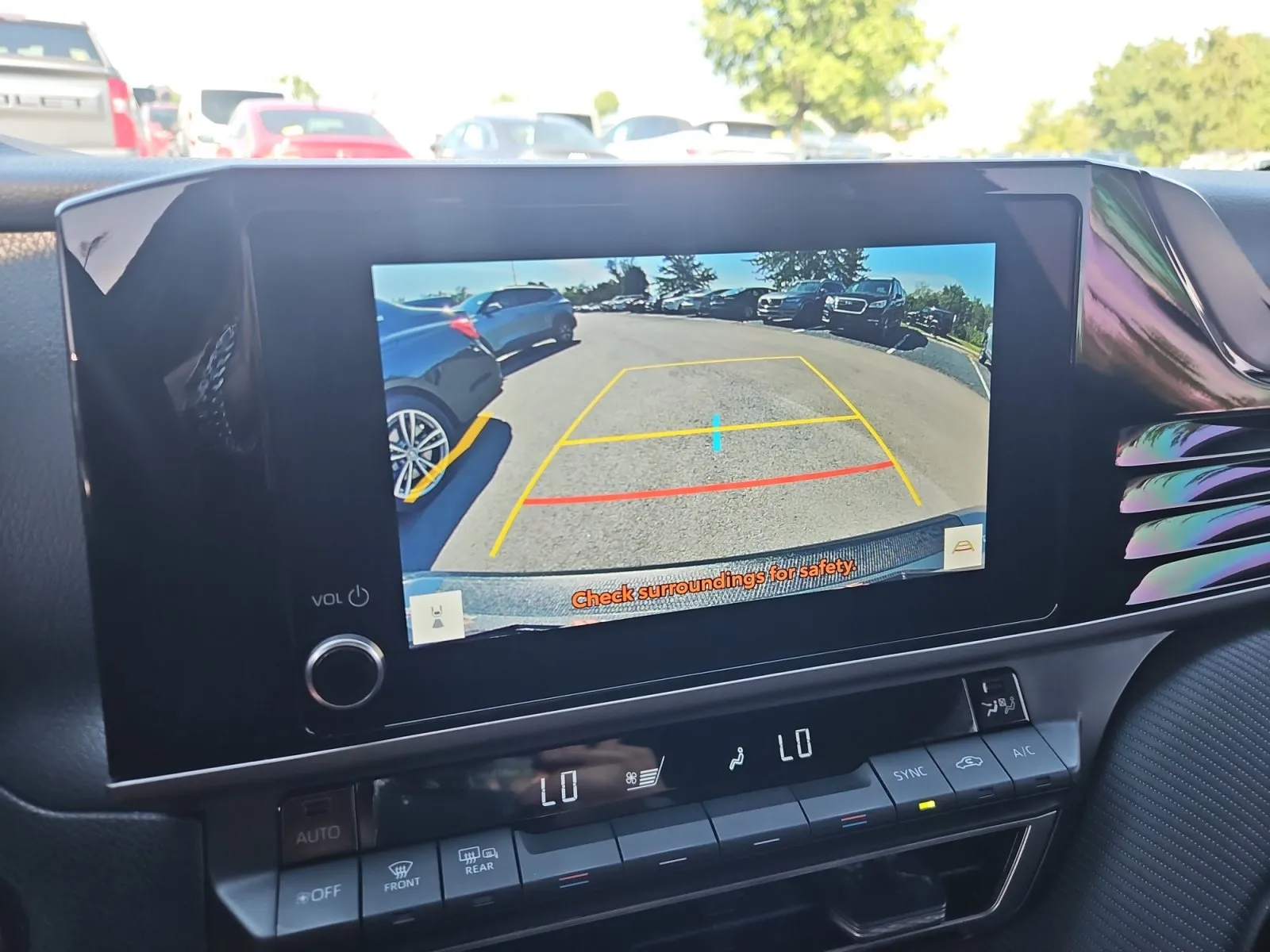 Toyota Camry photo 17