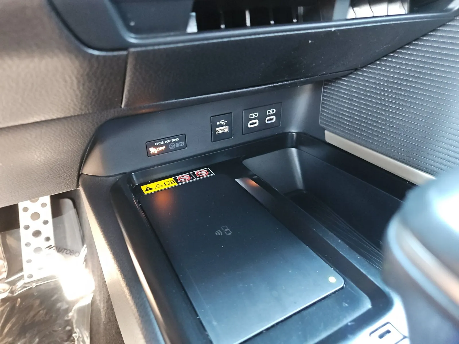 Toyota Camry photo 20