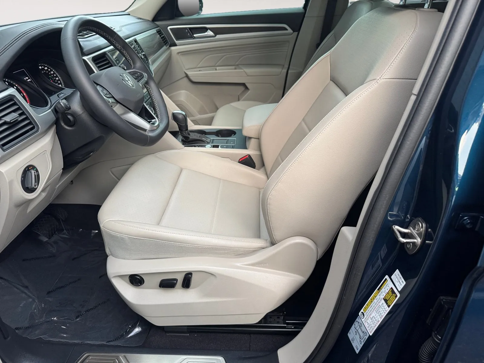 Volkswagen Atlas photo 15