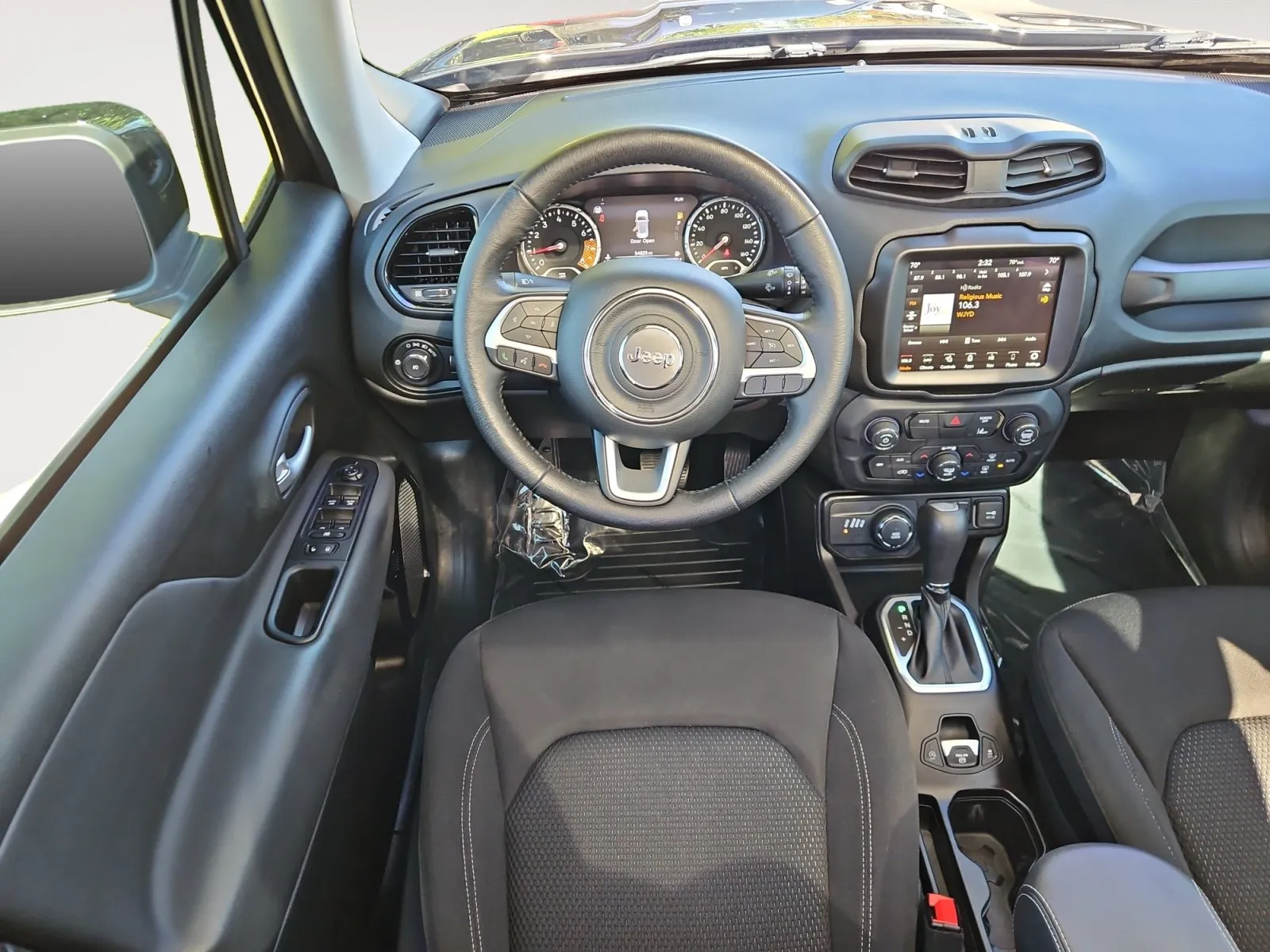 Jeep Renegade photo 10