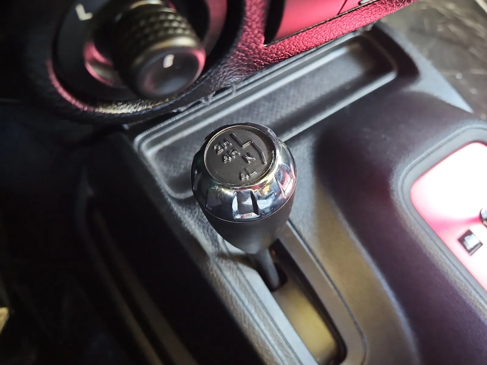 Jeep Wrangler photo 19