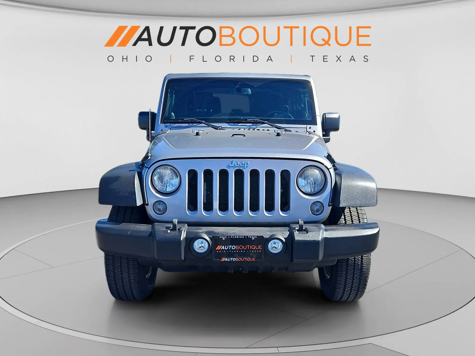 Jeep Wrangler photo 8