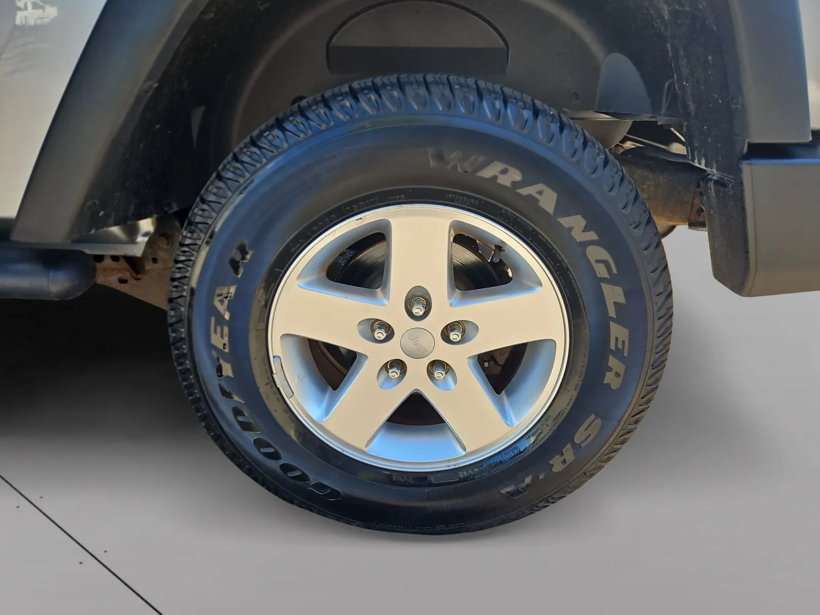 Jeep Wrangler photo 14