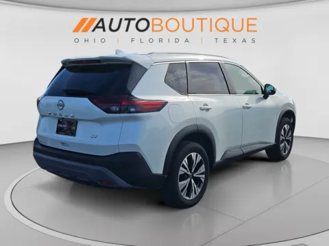 More photos of 2022 Nissan Rogue SV at Auto Boutique Ohio, OH