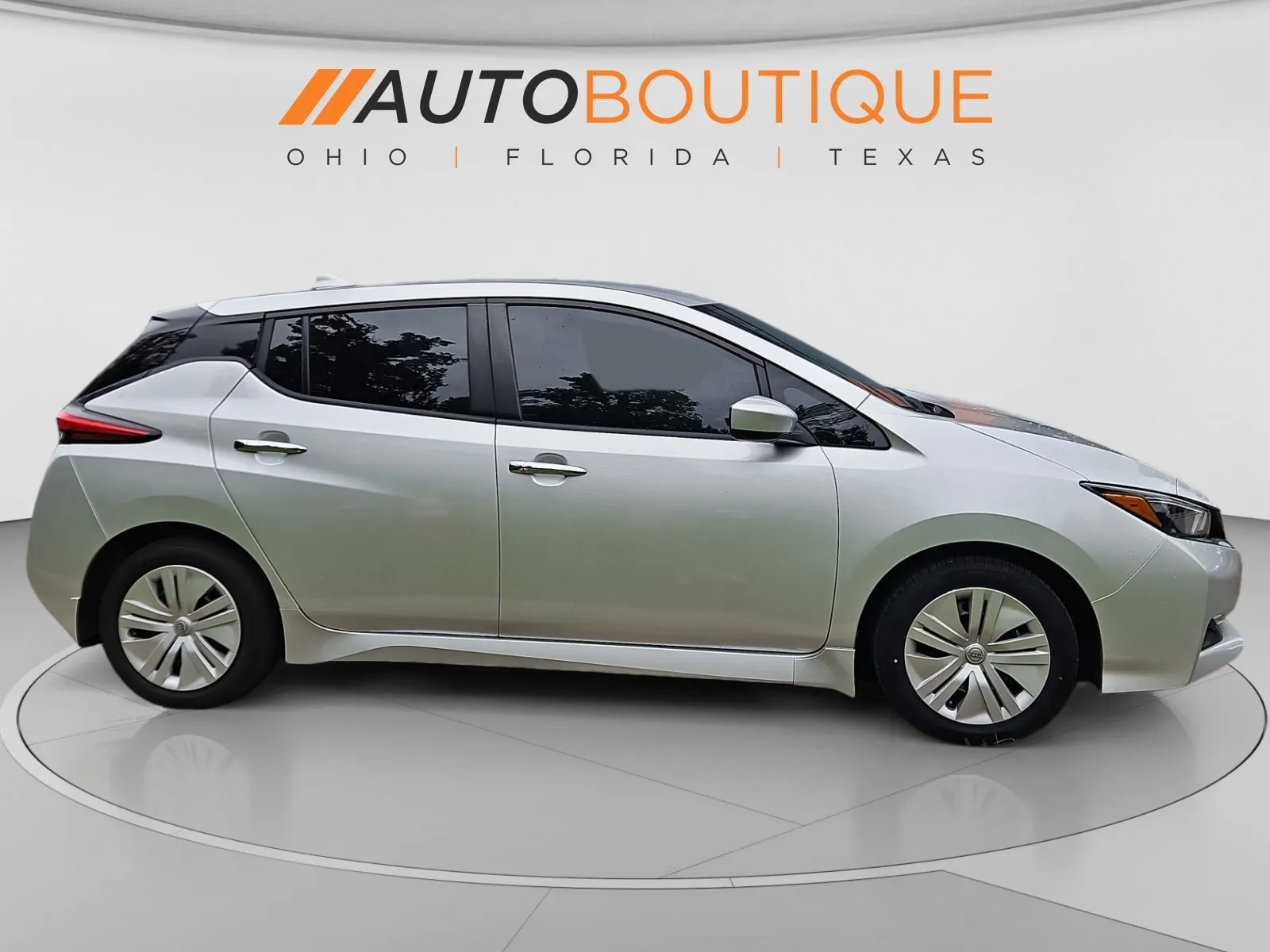 Nissan Leaf photo 6