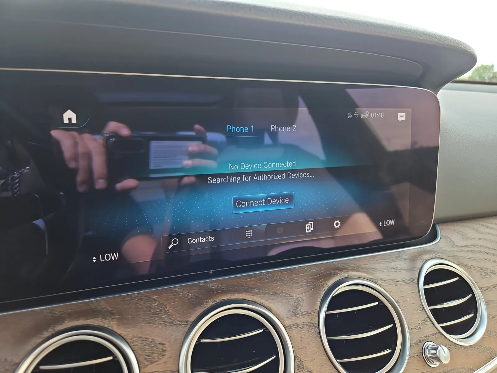 Mercedes-Benz E-Class photo 18