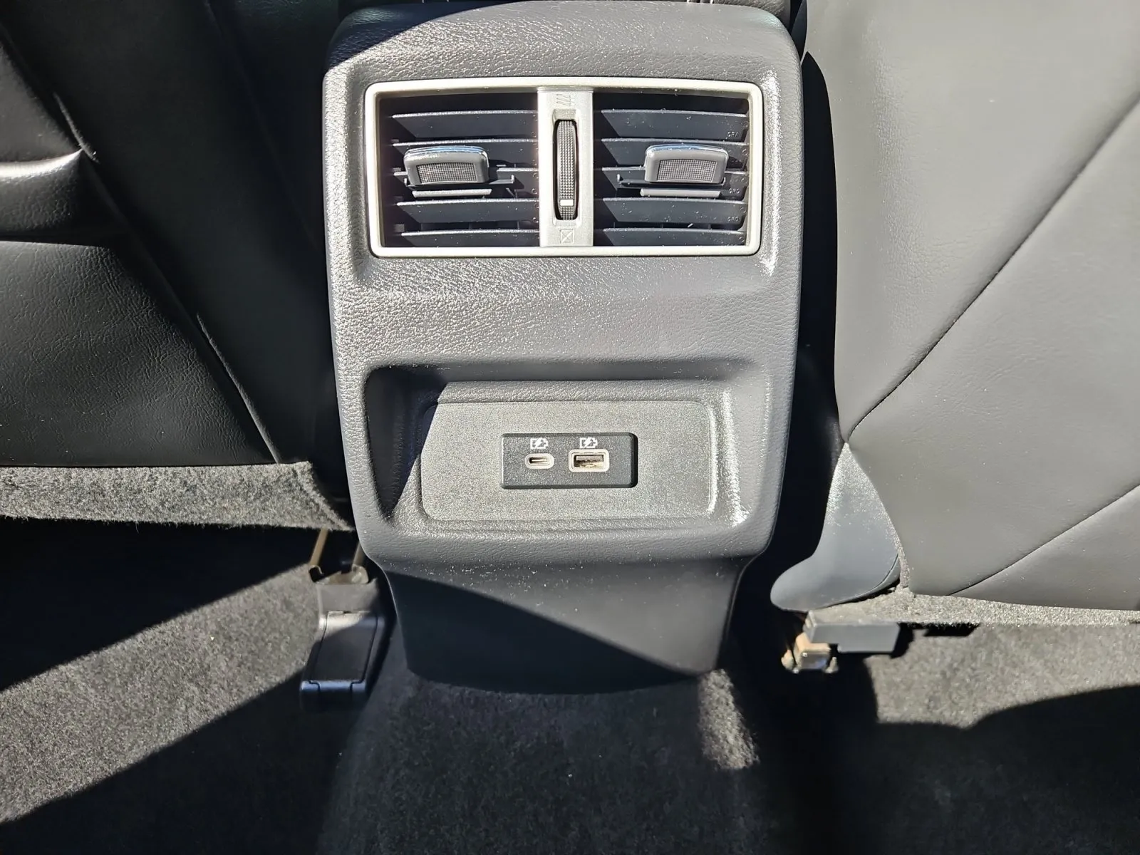 Nissan Maxima photo 13