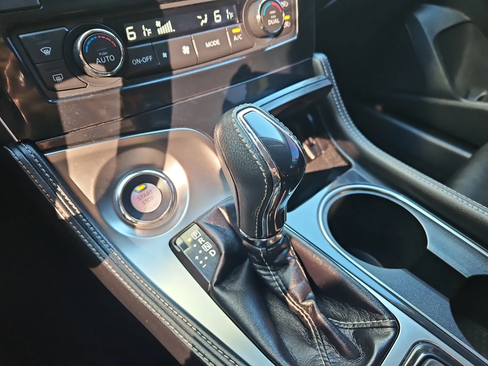 Nissan Maxima photo 23