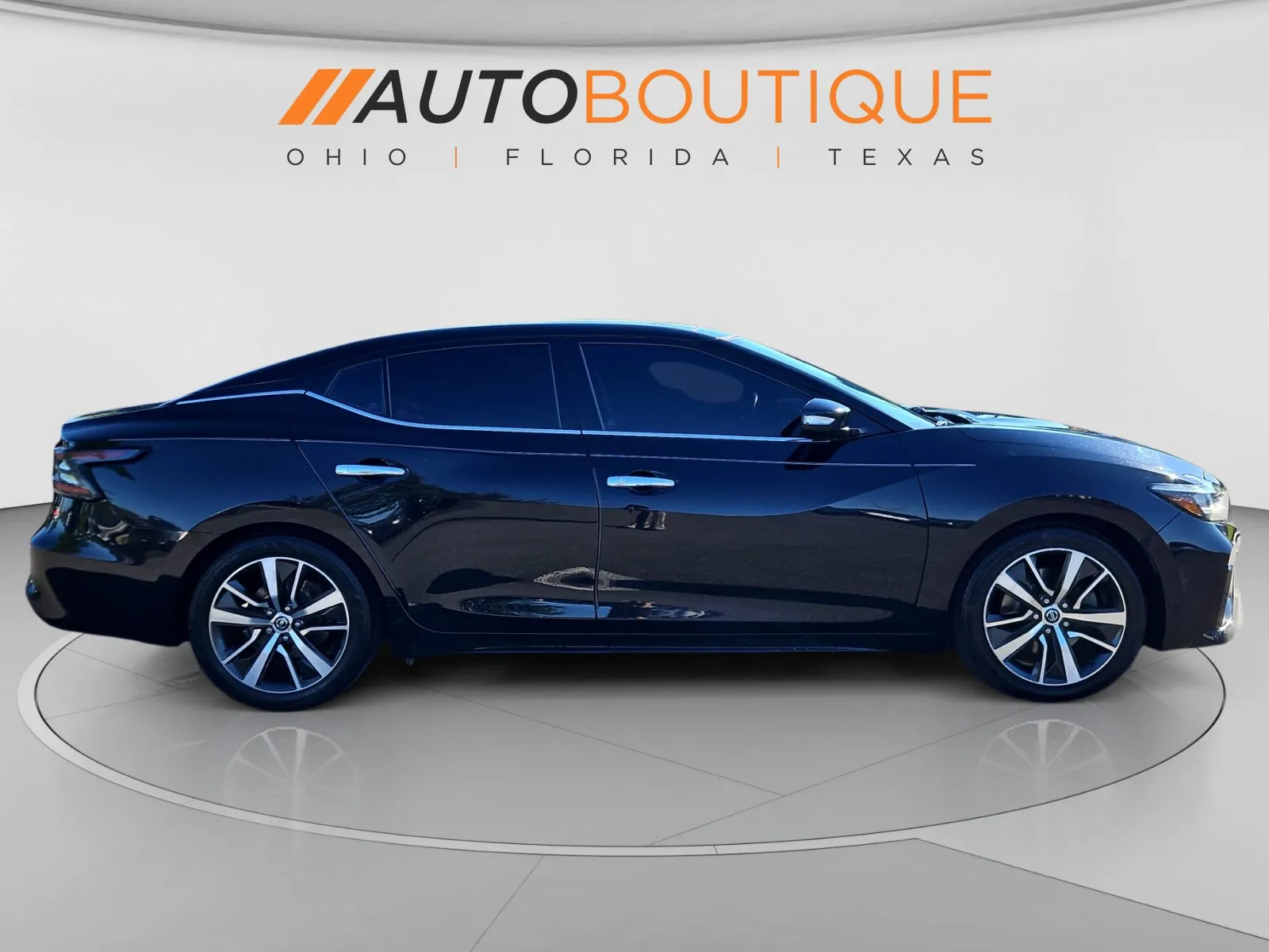 Nissan Maxima photo 6