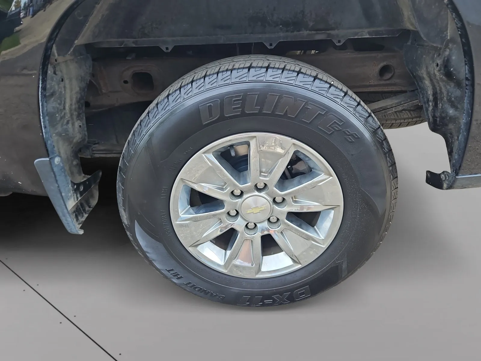 Chevrolet Silverado photo 14