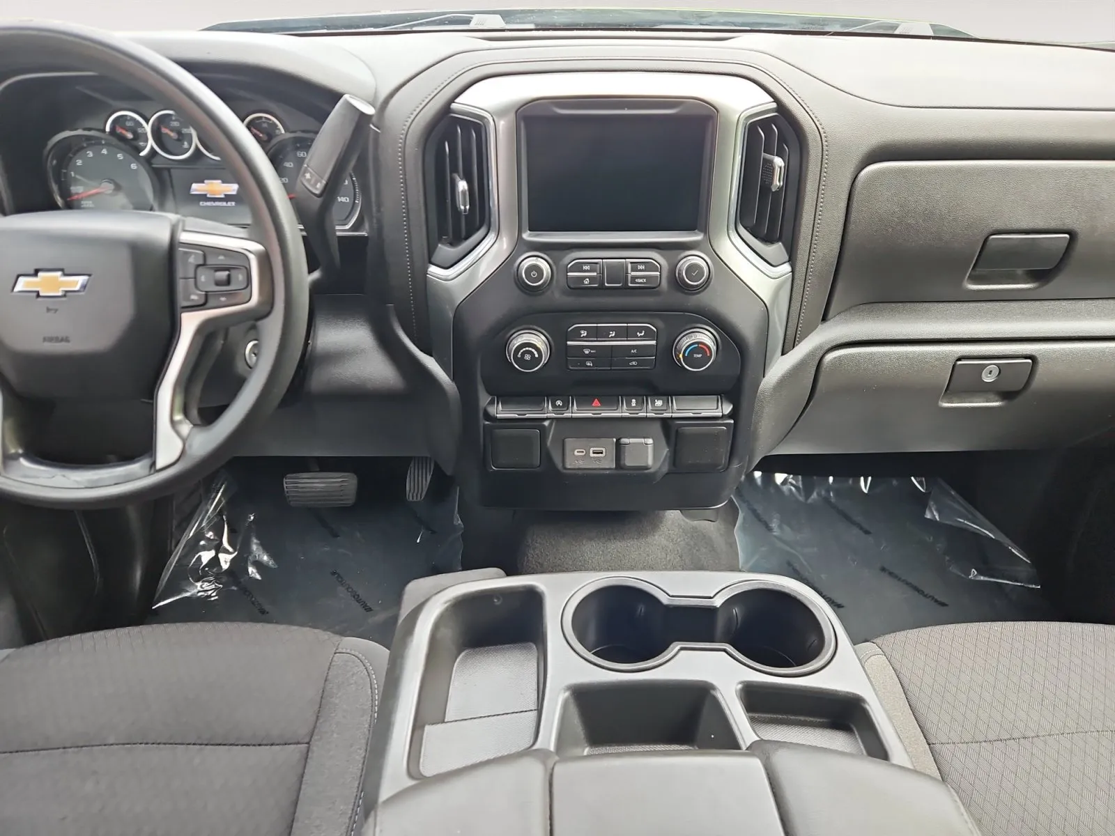 Chevrolet Silverado photo 11