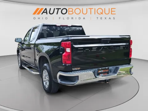 Another view of 2020 Chevrolet Silverado 1500 LT for sale in Columbus, OH at Auto Boutique Ohio