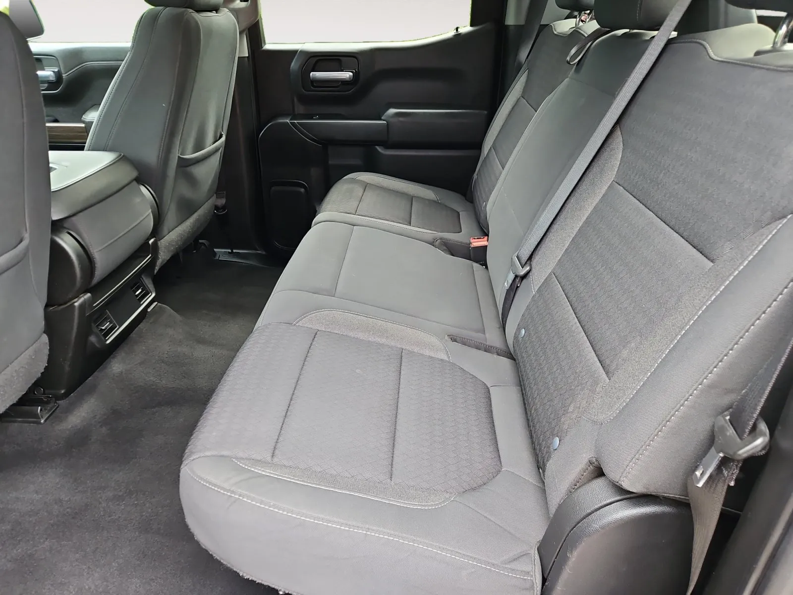 Chevrolet Silverado photo 13
