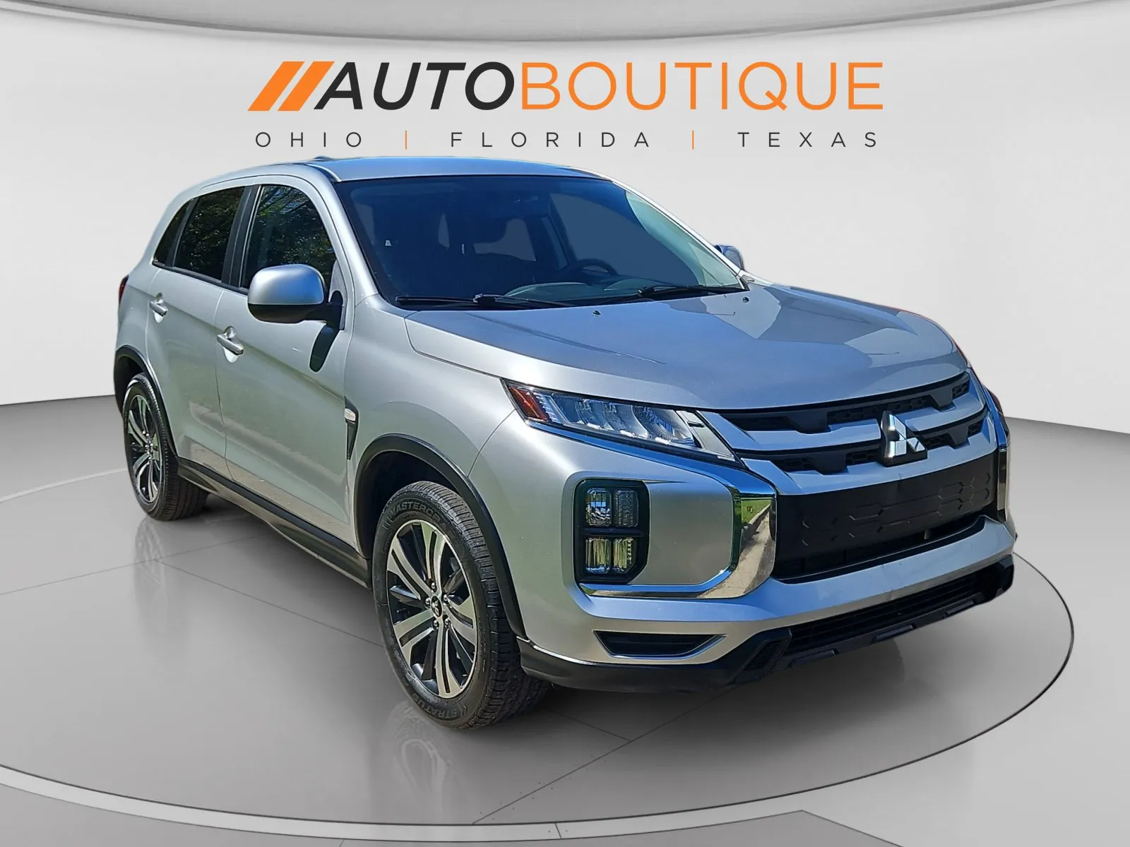 Mitsubishi Outlander Sport photo 7