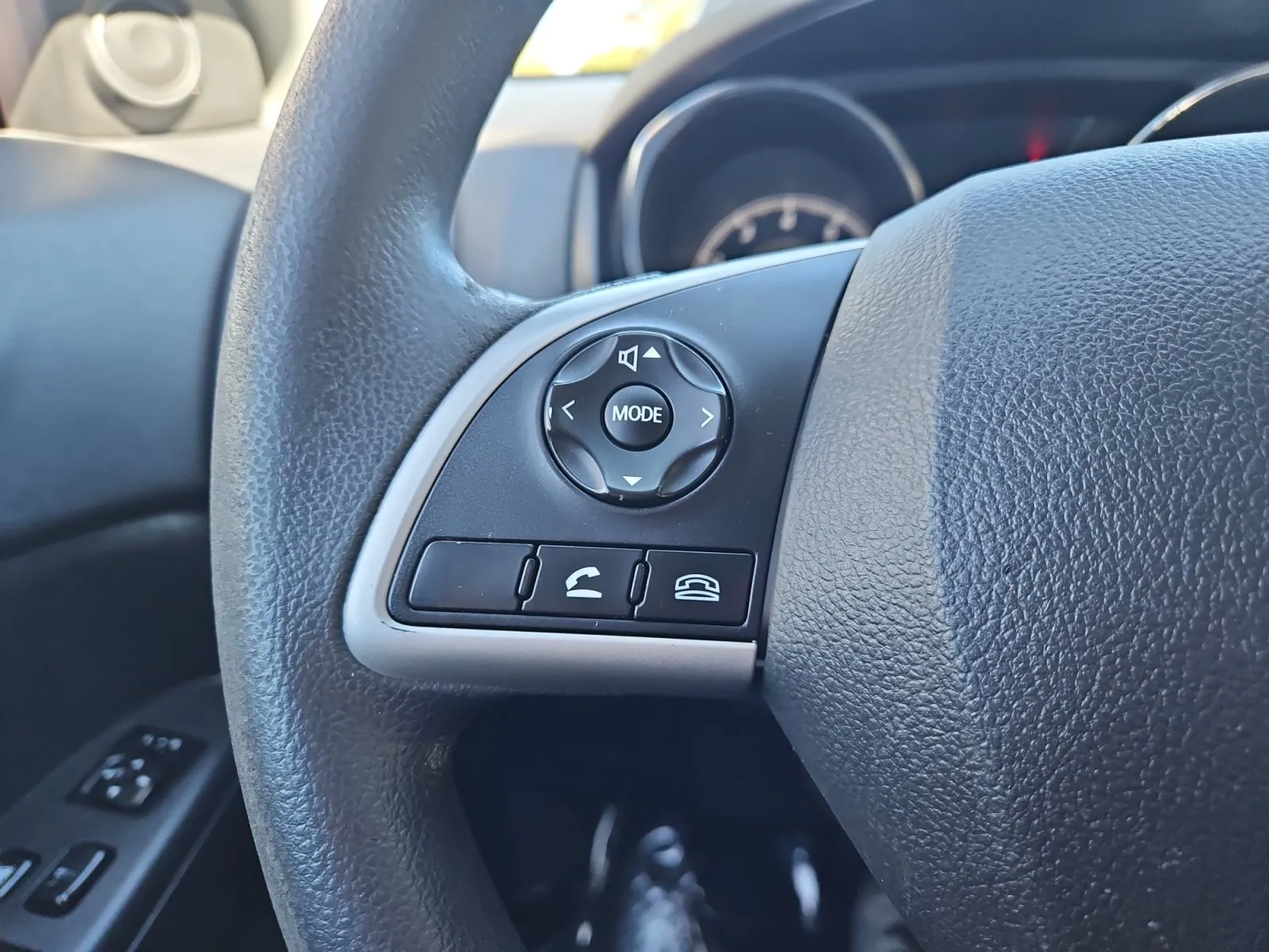 Mitsubishi Outlander Sport photo 20