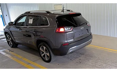 Another view of 2019 Jeep Cherokee Limited for sale in Columbus, OH at Auto Boutique Ohio