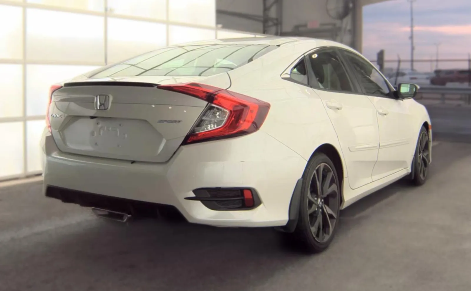 Honda Civic photo 4