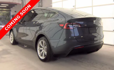 More photos of 2021 Tesla Model Y Standard Range at Auto Boutique Ohio, OH