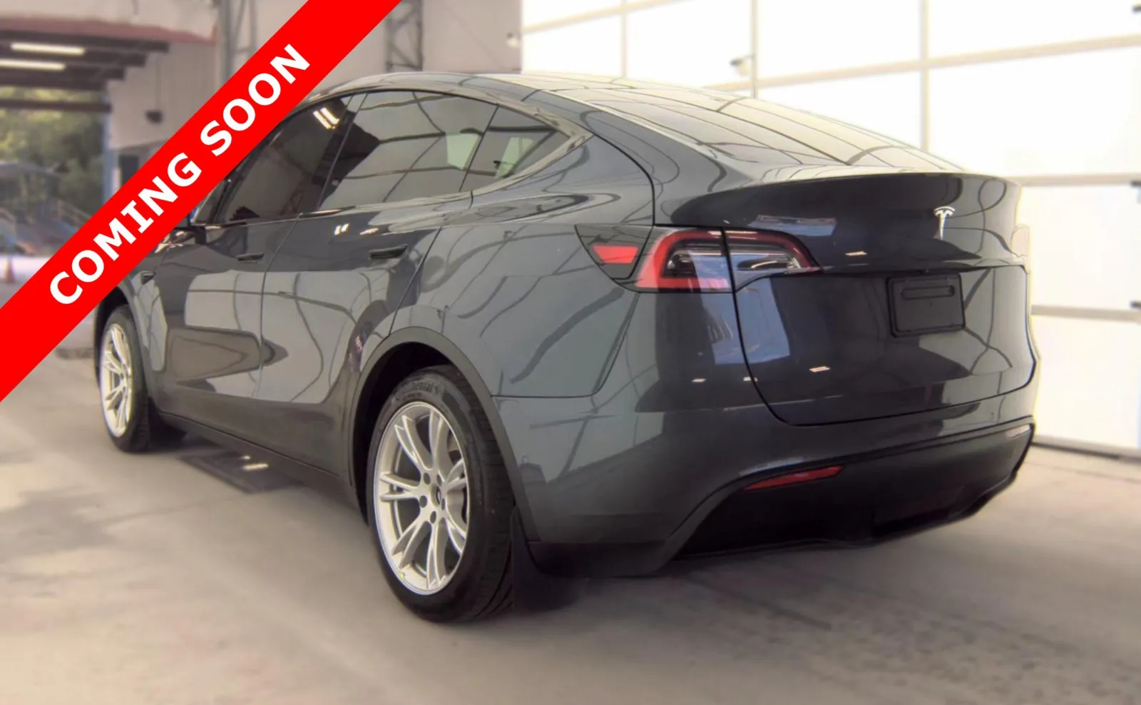 Tesla Model Y photo 4