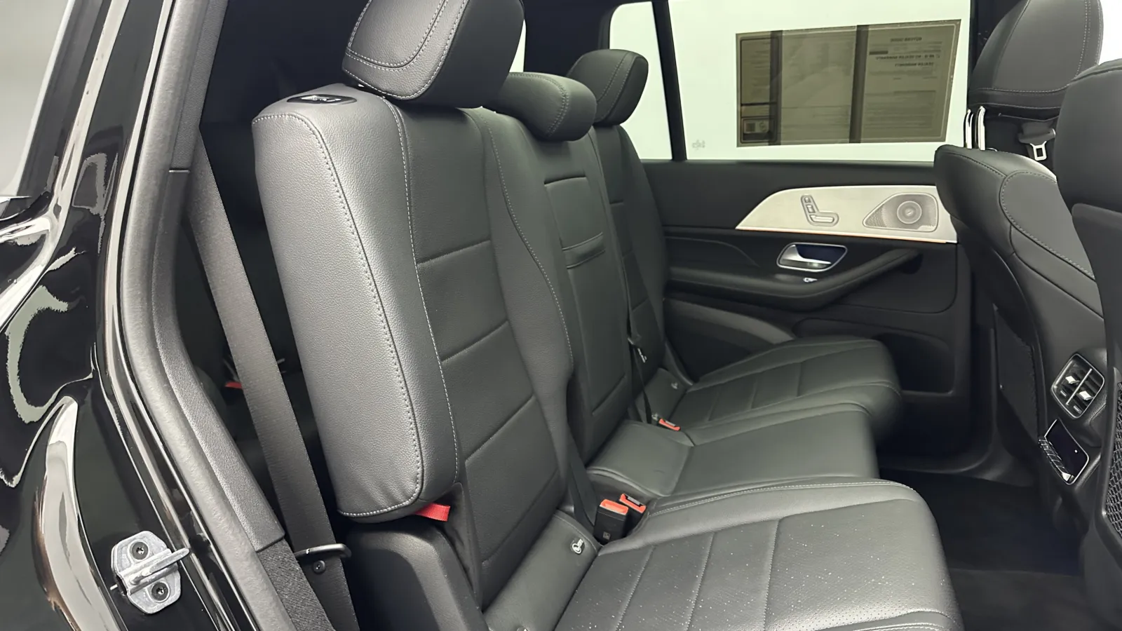 2024 Mercedes-Benz GLS Base - Photo 31