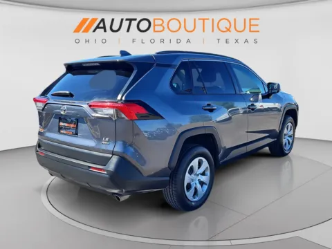 More photos of 2021 Toyota RAV4 LE at Auto Boutique Ohio, OH