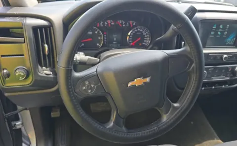 More photos of 2018 Chevrolet Silverado 1500 Custom at Auto Boutique Ohio, OH