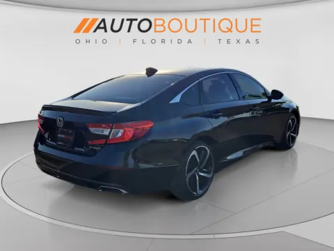 More photos of 2020 Honda Accord Sedan Sport at Auto Boutique Ohio, OH