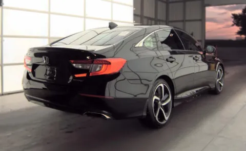 More photos of 2020 Honda Accord Sedan Sport at Auto Boutique Ohio, OH
