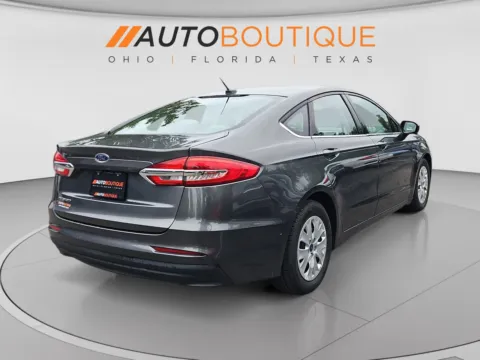 More photos of 2019 Ford Fusion S at Auto Boutique Ohio, OH