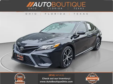 Black 2020 Toyota Camry SE for sale in Columbus, OH