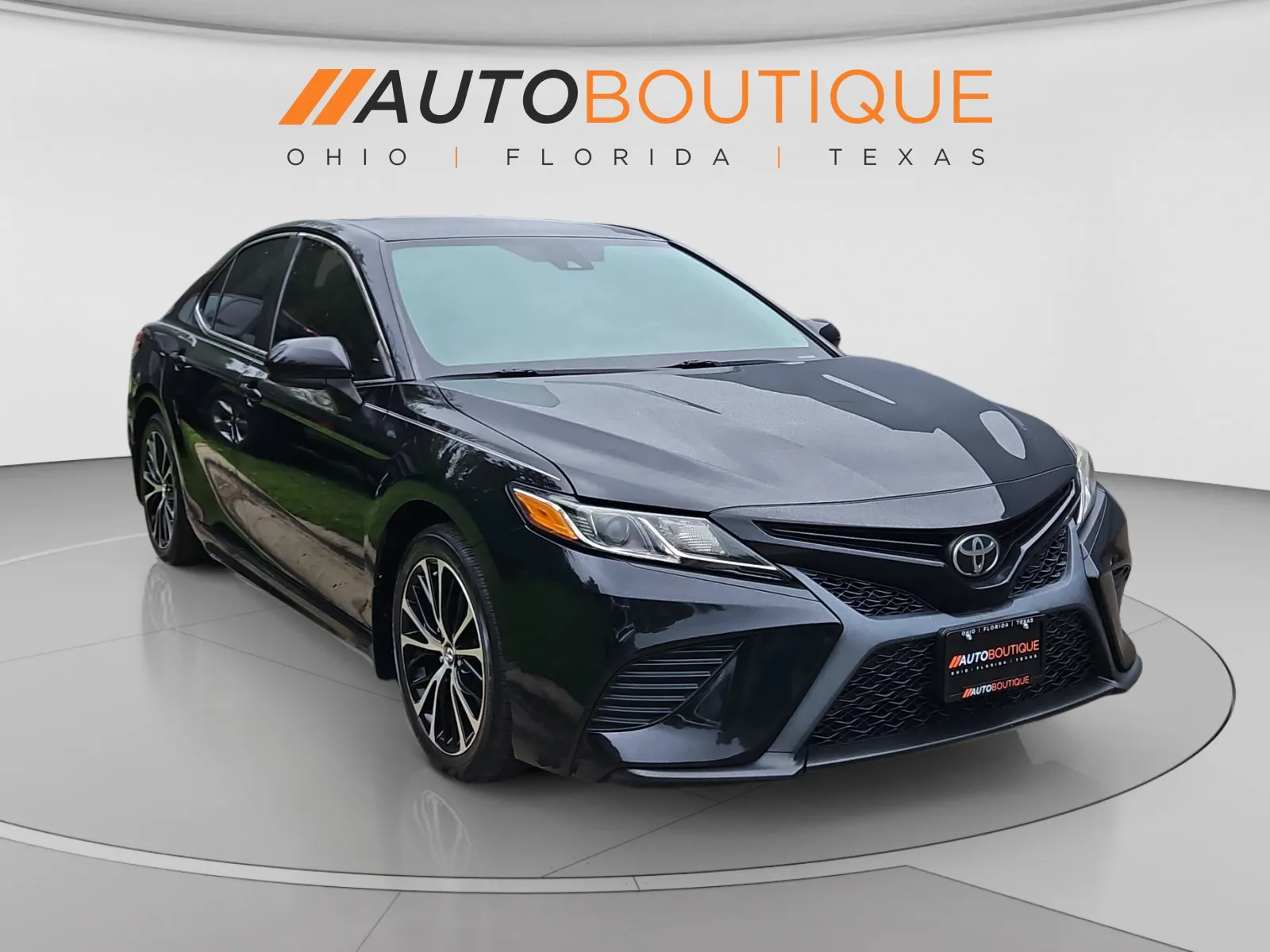 Toyota Camry photo 7