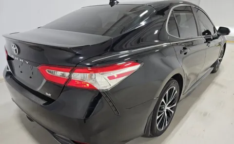 More photos of 2020 Toyota Camry SE at Auto Boutique Ohio, OH