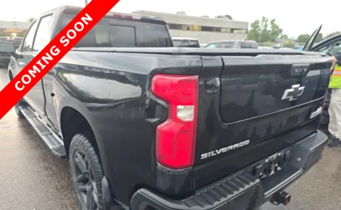 More photos of 2022 Chevrolet Silverado 1500 High Country at Auto Boutique Ohio, OH