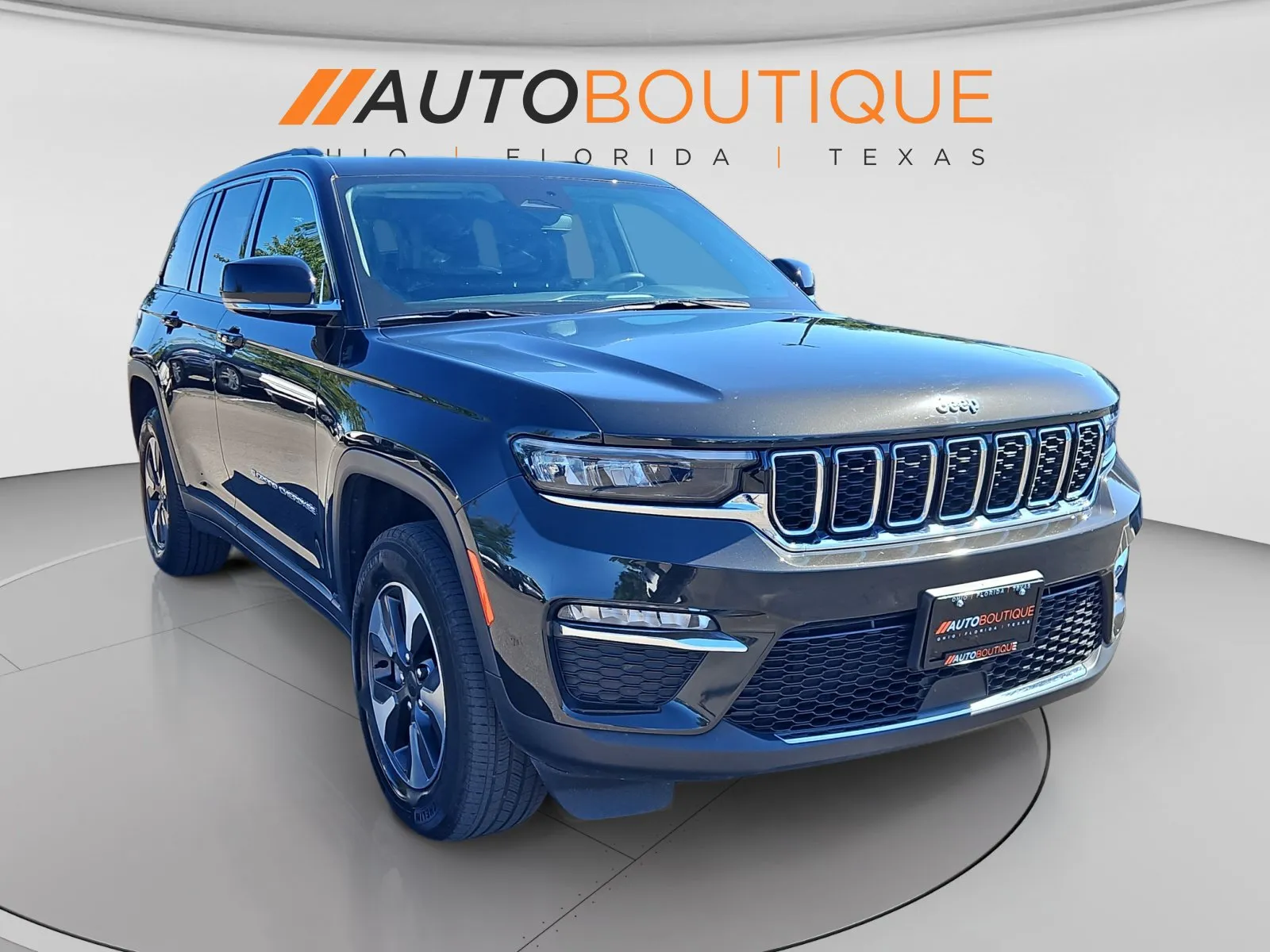 Jeep Grand Cherokee photo 7