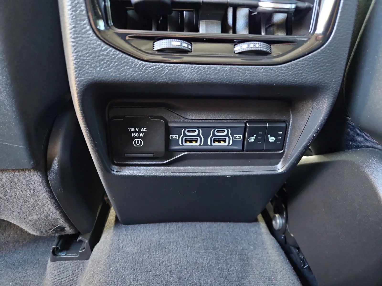 Jeep Grand Cherokee photo 13
