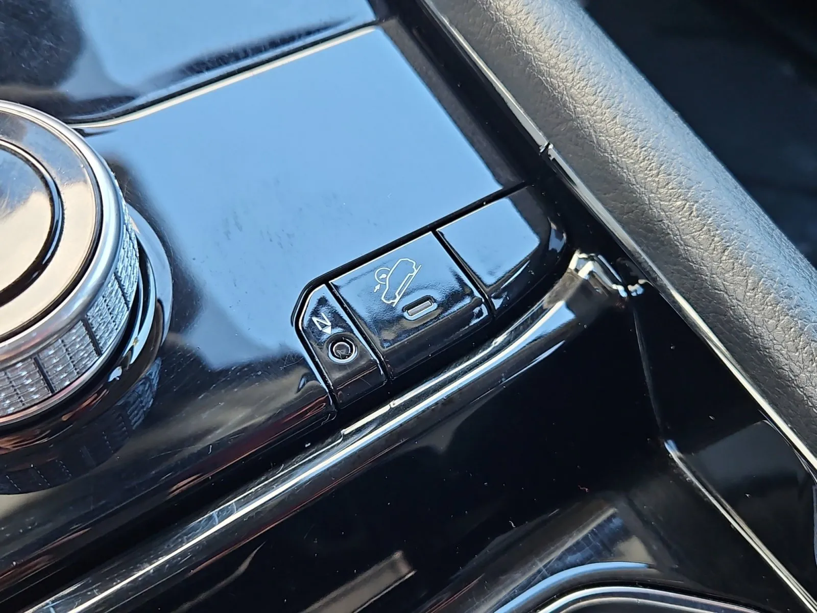 Jeep Grand Cherokee photo 27