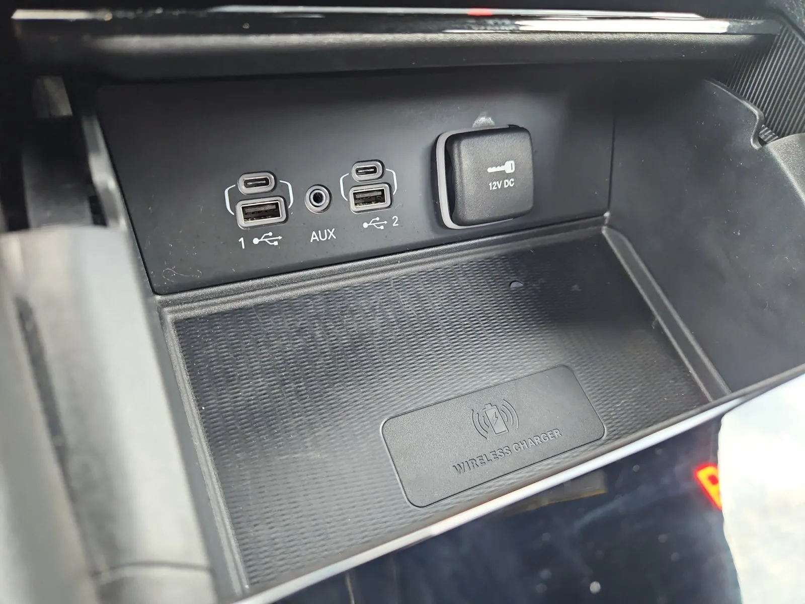 Jeep Grand Cherokee photo 22