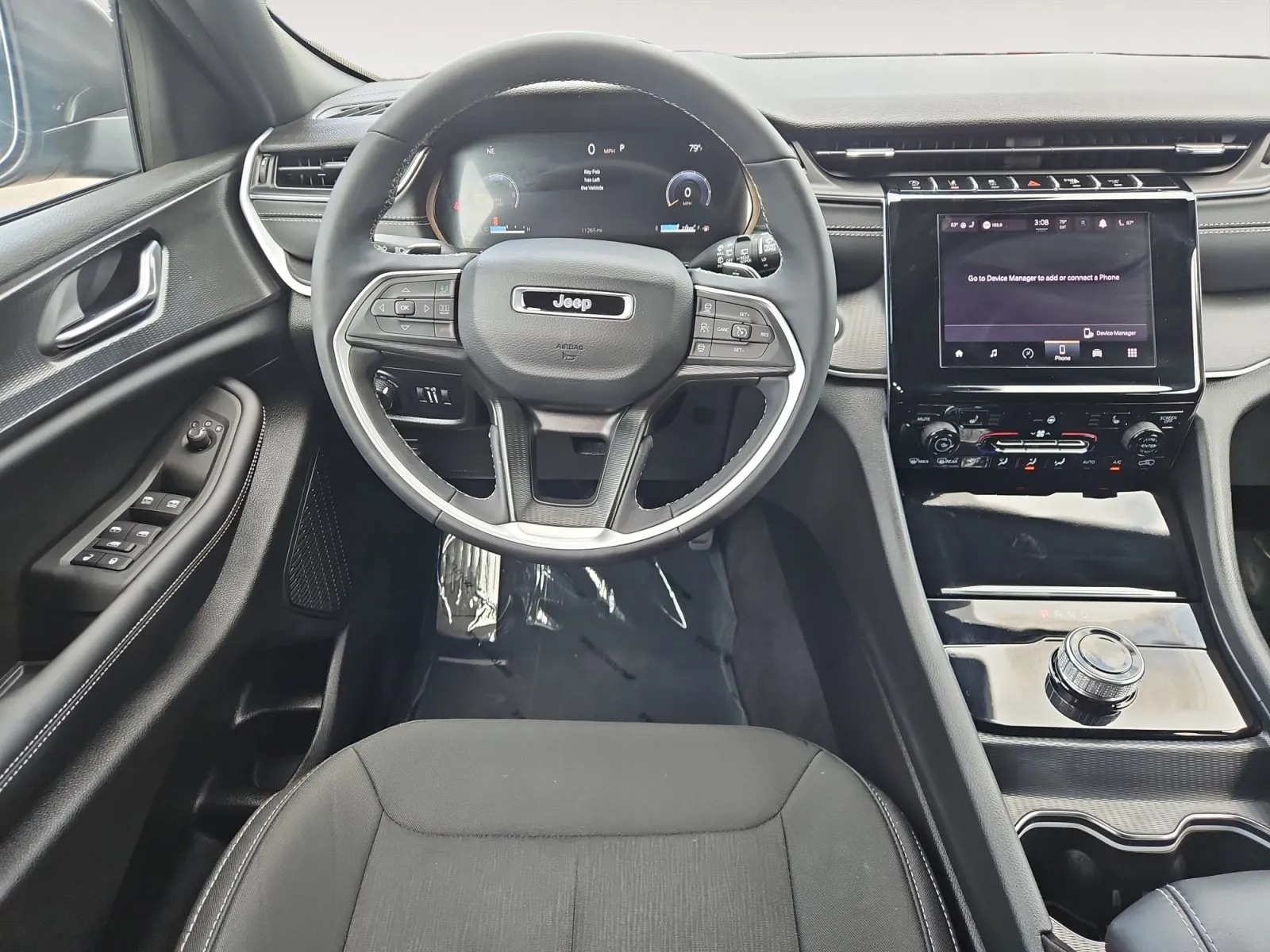 Jeep Grand Cherokee photo 10