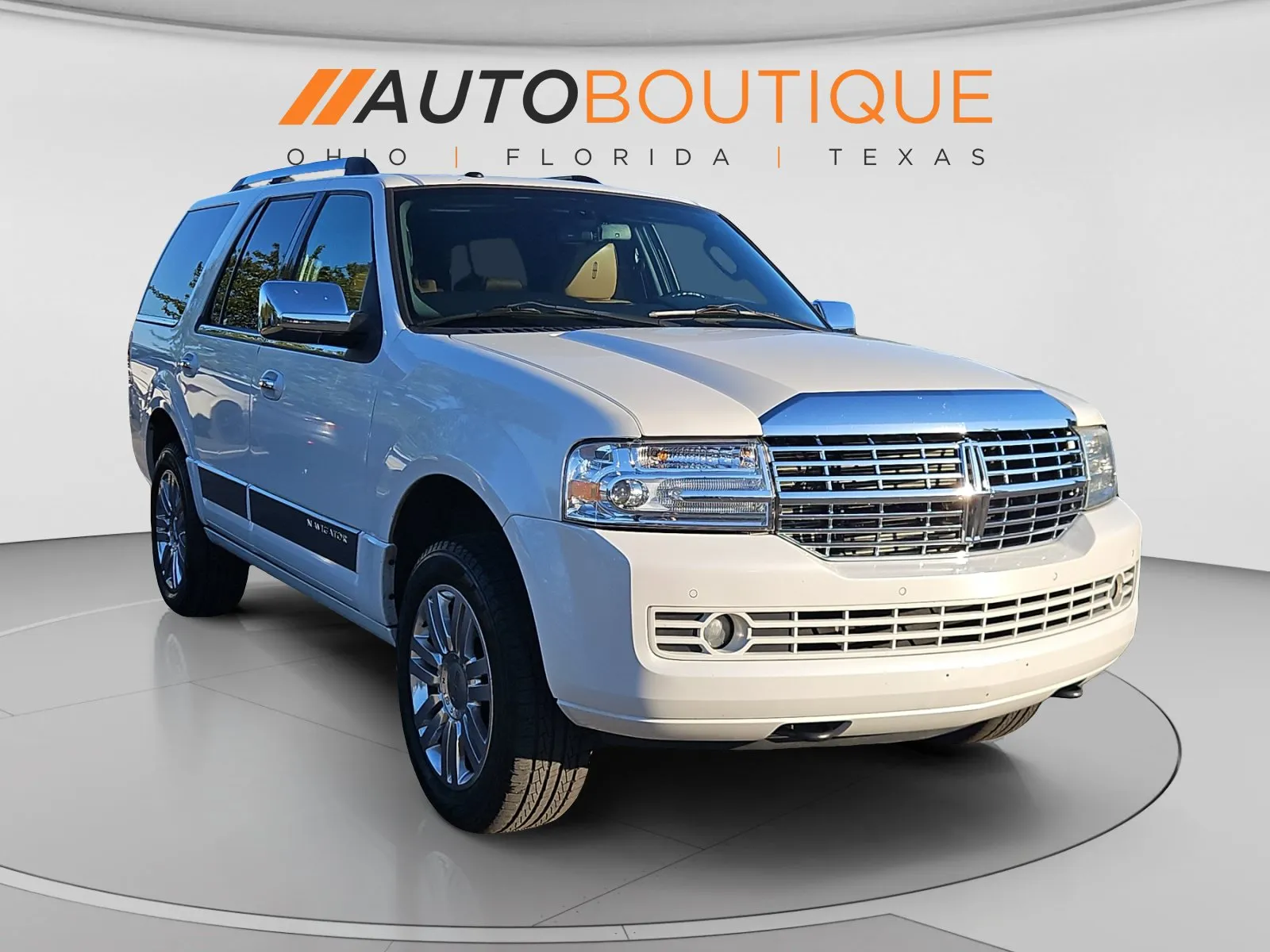 Lincoln Navigator photo 7