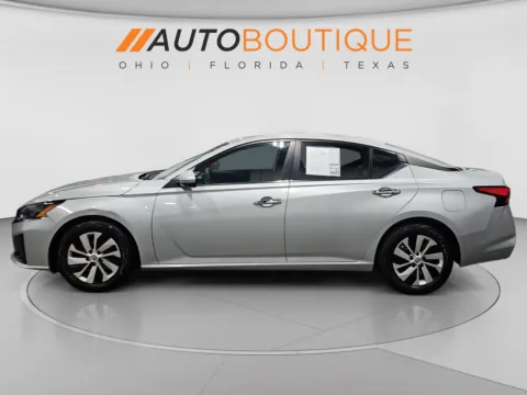 Photos of 2023 Nissan Altima 2.5 S for sale in Columbus, OH at Auto Boutique Ohio