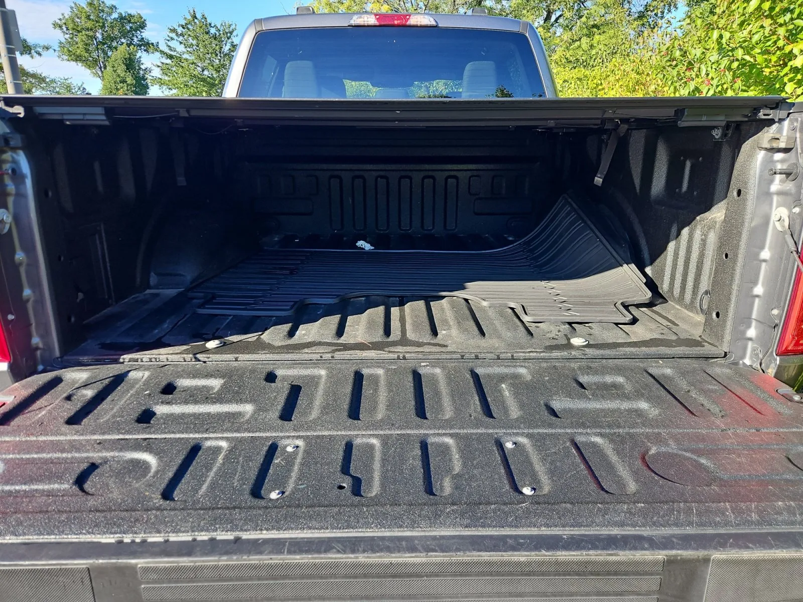 Ford F-150 photo 16