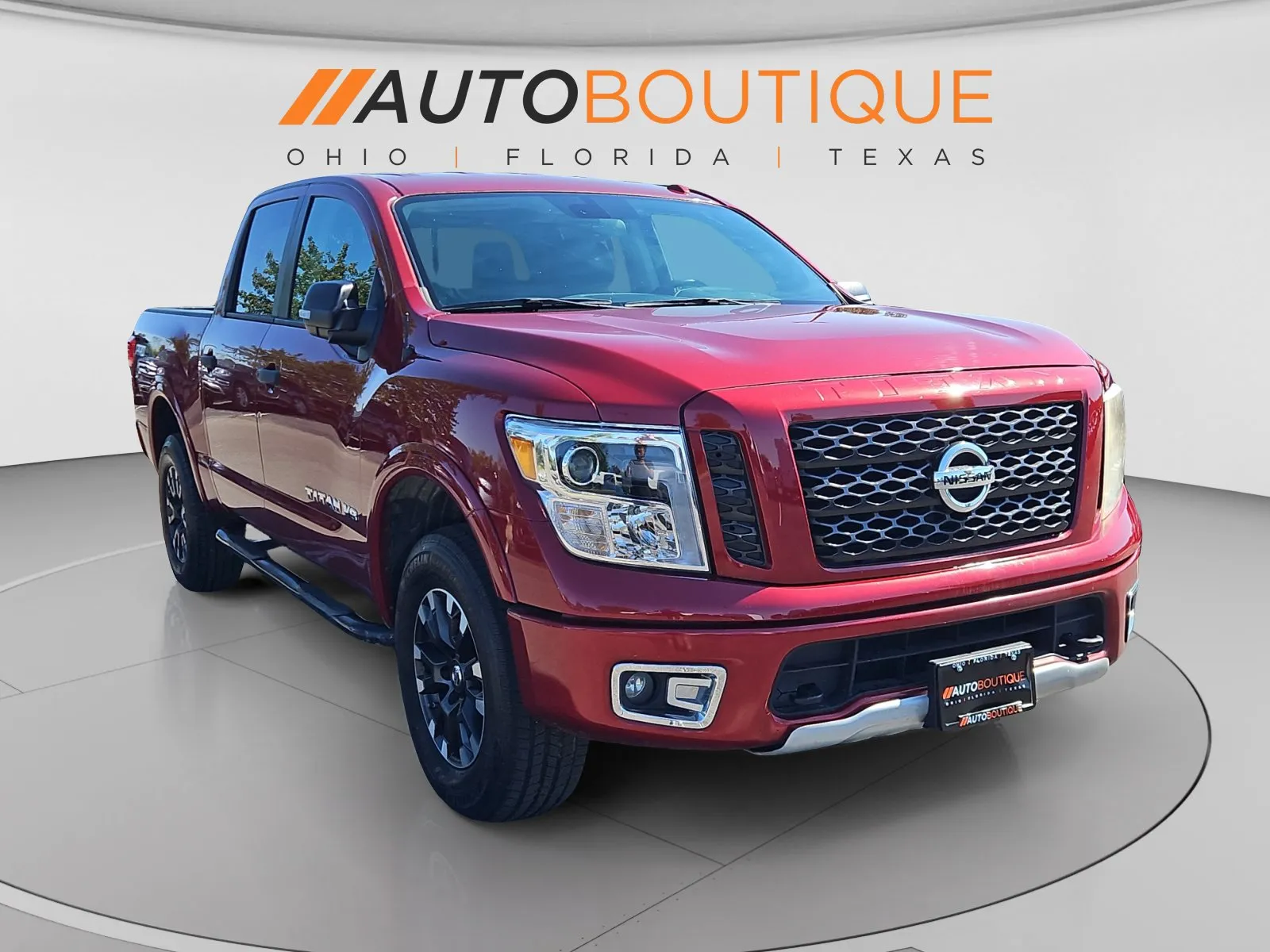 Nissan Titan photo 7