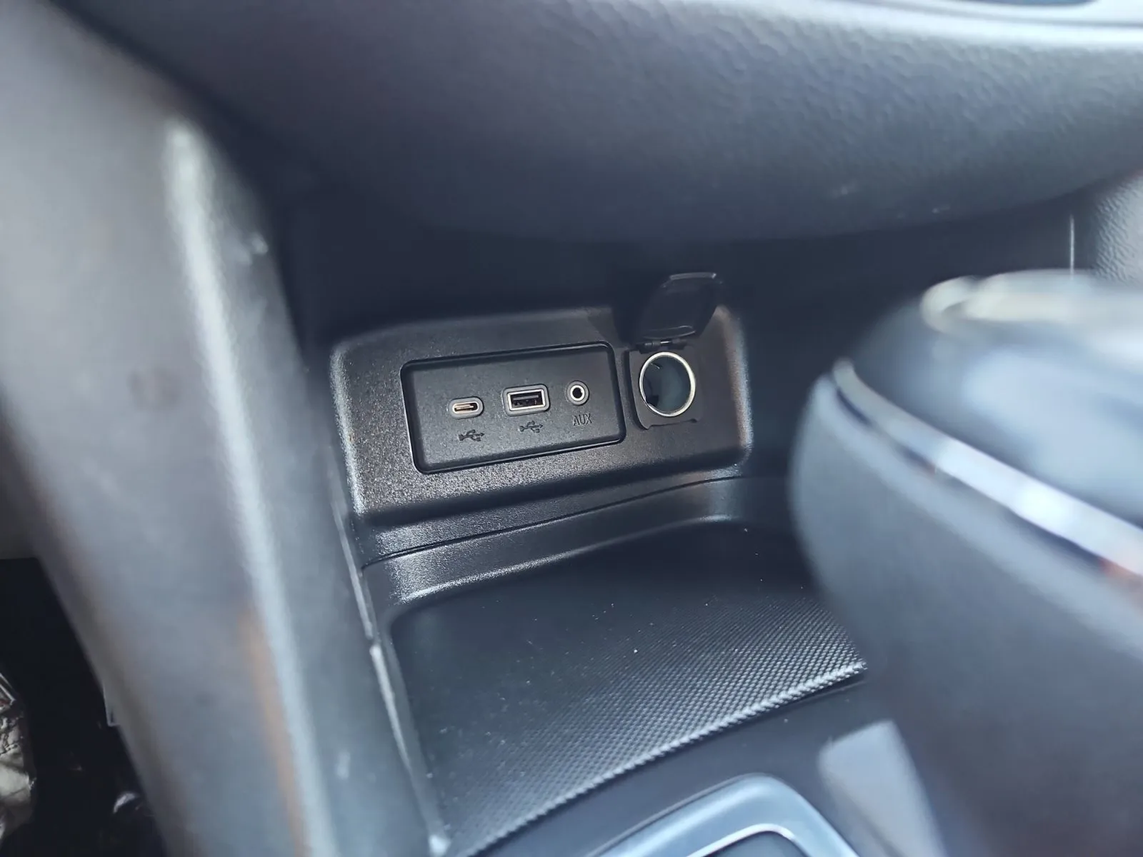 Chevrolet Equinox photo 21
