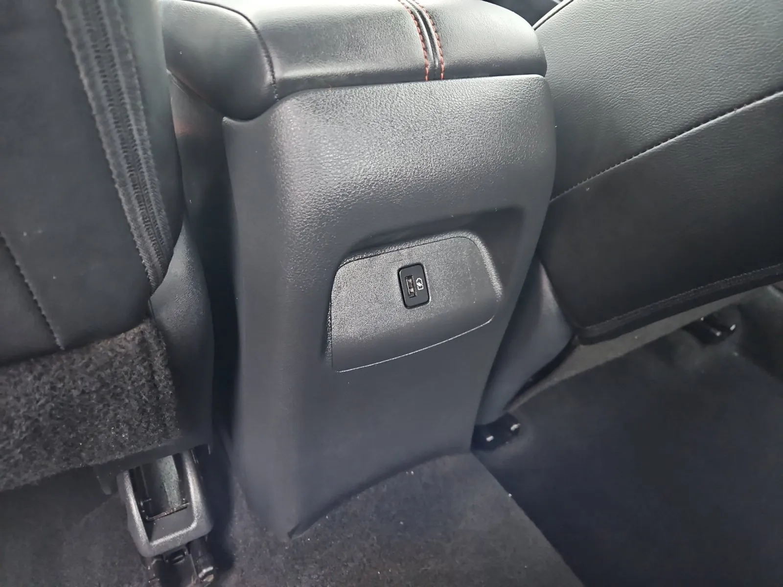 Nissan Sentra photo 13