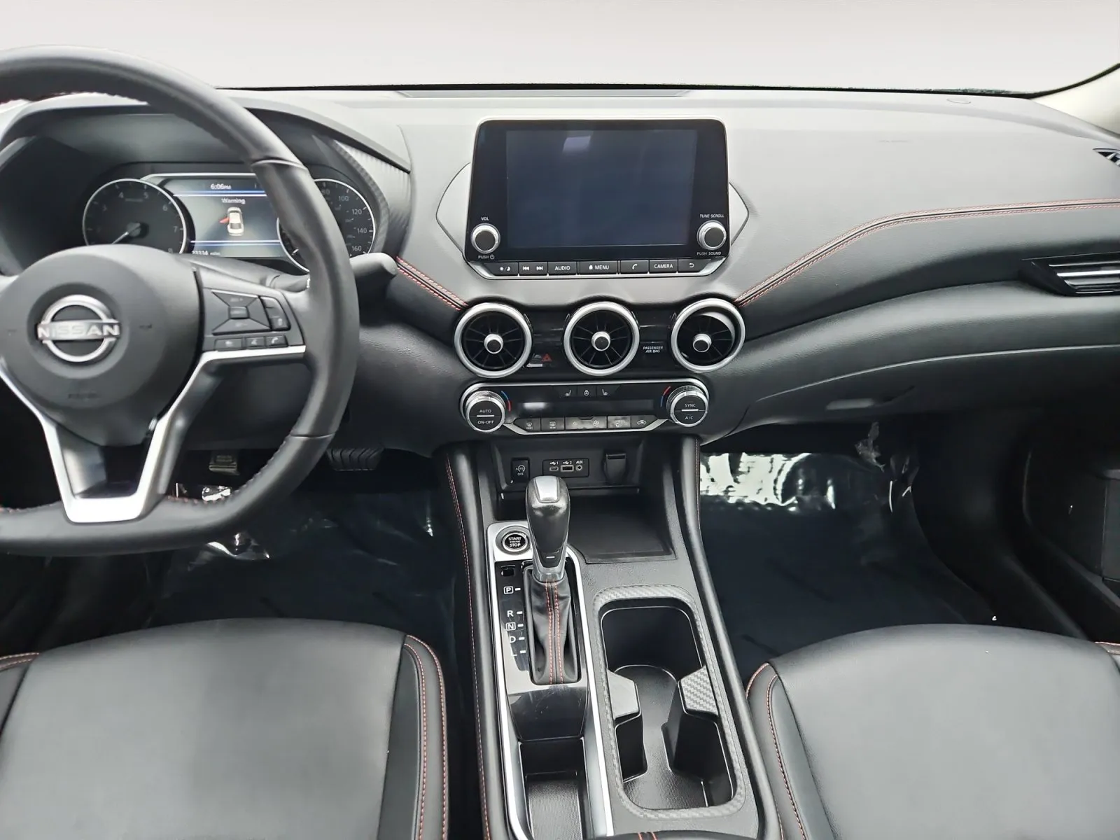 Nissan Sentra photo 11